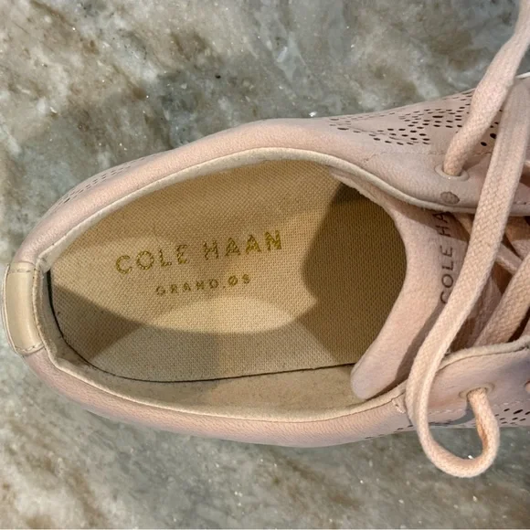 Women’s COLE HAAN Grand OS perforated pink blush leather sneakers-Size 10 - Picture 7 of 10